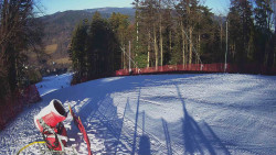 Prostřední část sjezdovky a snowpark
