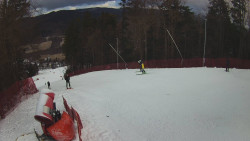 Prostřední část sjezdovky a snowpark