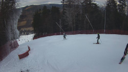 Prostřední část sjezdovky a snowpark