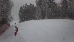 Prostřední část sjezdovky a snowpark