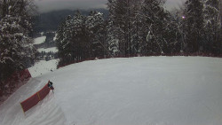Prostřední část sjezdovky a snowpark