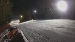 Prostřední část sjezdovky a snowpark