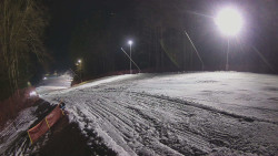 Prostřední část sjezdovky a snowpark