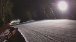 Prostřední část sjezdovky a snowpark