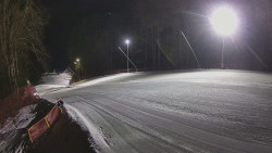 Prostřední část sjezdovky a snowpark