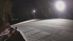 Prostřední část sjezdovky a snowpark