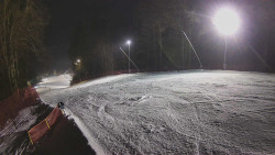 Prostřední část sjezdovky a snowpark