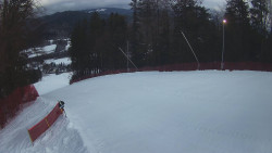 Prostřední část sjezdovky a snowpark