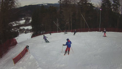 Prostřední část sjezdovky a snowpark