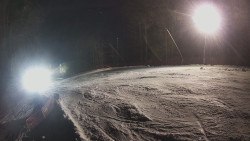 Prostřední část sjezdovky a snowpark