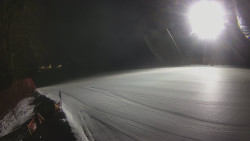 Prostřední část sjezdovky a snowpark