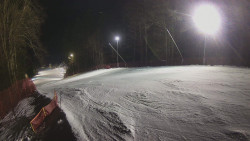 Prostřední část sjezdovky a snowpark