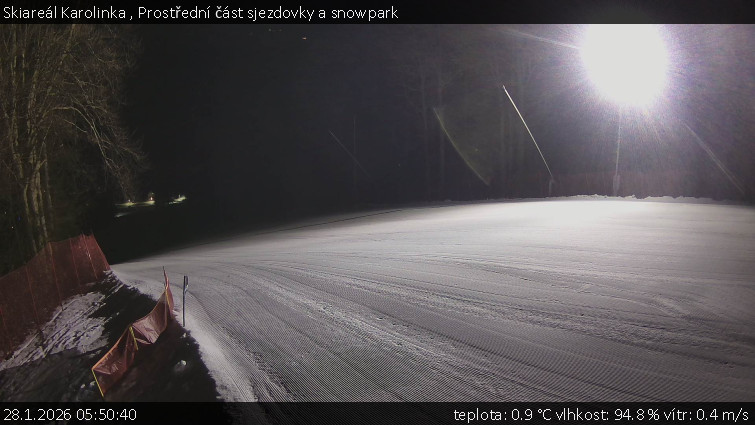 Skiareál Karolinka  - Prostřední část sjezdovky a snowpark - 28.1.2026 v 05:50