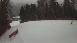 Prostřední část sjezdovky a snowpark