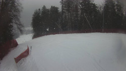 Prostřední část sjezdovky a snowpark