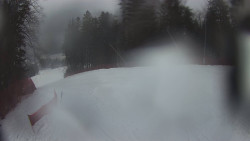 Prostřední část sjezdovky a snowpark