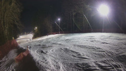 Prostřední část sjezdovky a snowpark