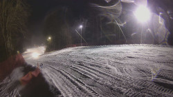 Prostřední část sjezdovky a snowpark