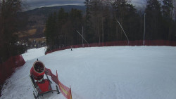 Prostřední část sjezdovky a snowpark