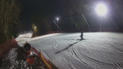 Prostřední část sjezdovky a snowpark