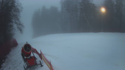 Prostřední část sjezdovky a snowpark