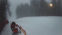 Prostřední část sjezdovky a snowpark
