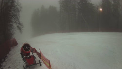 Prostřední část sjezdovky a snowpark