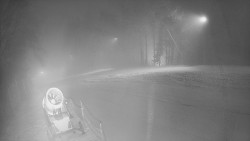 Prostřední část sjezdovky a snowpark