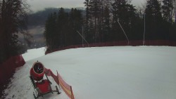 Prostřední část sjezdovky a snowpark