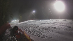 Prostřední část sjezdovky a snowpark