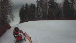 Prostřední část sjezdovky a snowpark
