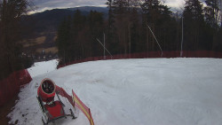 Prostřední část sjezdovky a snowpark