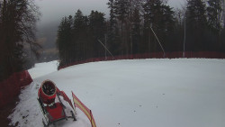 Prostřední část sjezdovky a snowpark