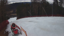 Prostřední část sjezdovky a snowpark