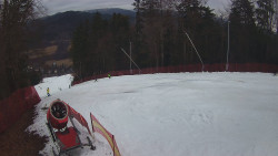 Prostřední část sjezdovky a snowpark