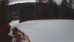 Prostřední část sjezdovky a snowpark