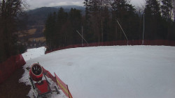 Prostřední část sjezdovky a snowpark