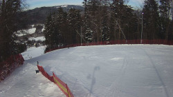 Prostřední část sjezdovky a snowpark