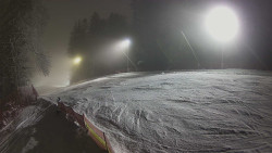 Prostřední část sjezdovky a snowpark