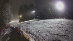 Prostřední část sjezdovky a snowpark