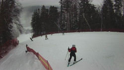 Prostřední část sjezdovky a snowpark