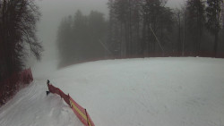 Prostřední část sjezdovky a snowpark