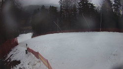 Prostřední část sjezdovky a snowpark