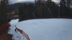 Prostřední část sjezdovky a snowpark