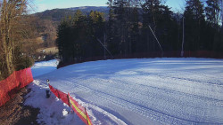 Prostřední část sjezdovky a snowpark
