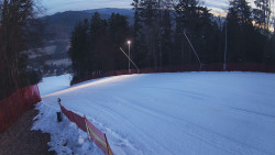 Prostřední část sjezdovky a snowpark