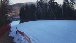 Prostřední část sjezdovky a snowpark