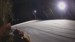 Prostřední část sjezdovky a snowpark