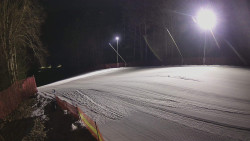 Prostřední část sjezdovky a snowpark