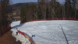 Prostřední část sjezdovky a snowpark